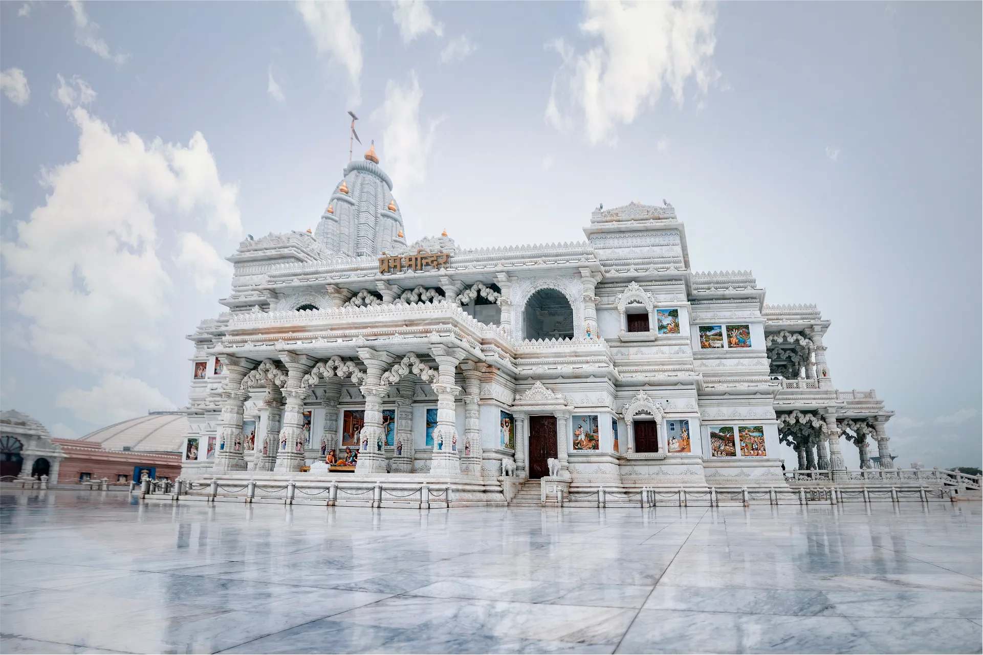 4 Days Mathura Vrindavan Tour Package from Delhi